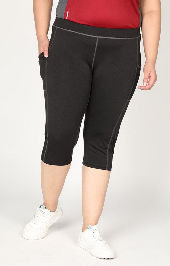 Women's Black Solid Polyester Capris
