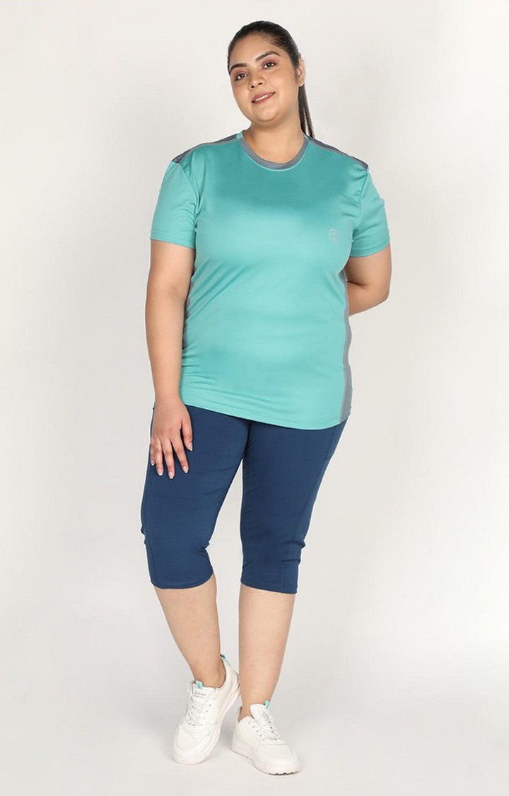 Women s Blue Solid Polyester Capris