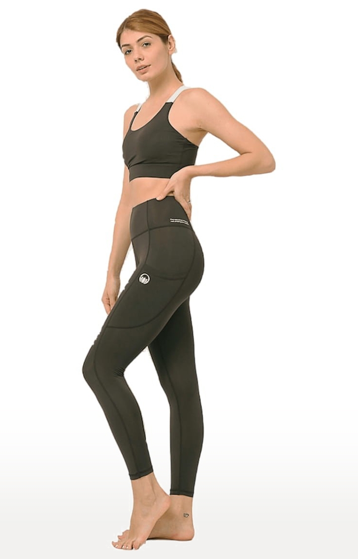Kosha Yoga Co. | Women's buttR Yoga Pants - Midnight Black (Double Pocket) 1