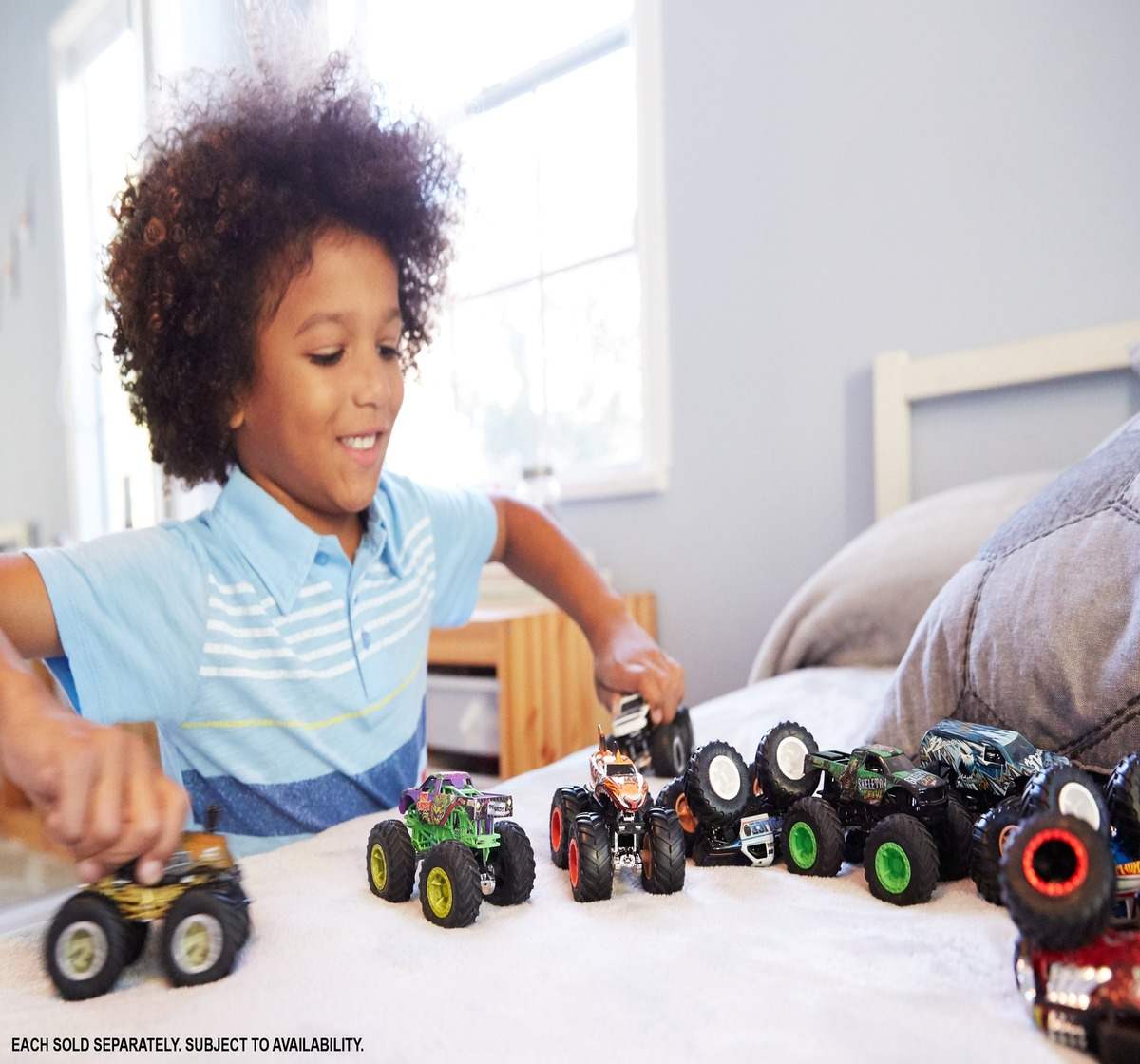 https://cdn.fynd.com/v2/falling-surf-7c8bb8/fyprod/wrkr/products/pictures/item/free/original/PSwrhG-tV-Hot-Wheels-Monster-Trucks-164-Scale-Die-Cast-Assorted-Vehicles-for-Boys-age-3Y-.jpeg
