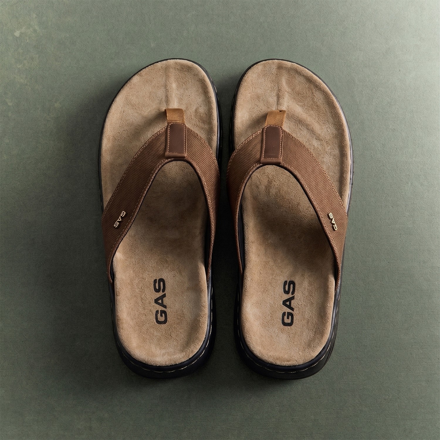 Men Brilliante Tan Coloured Chappals