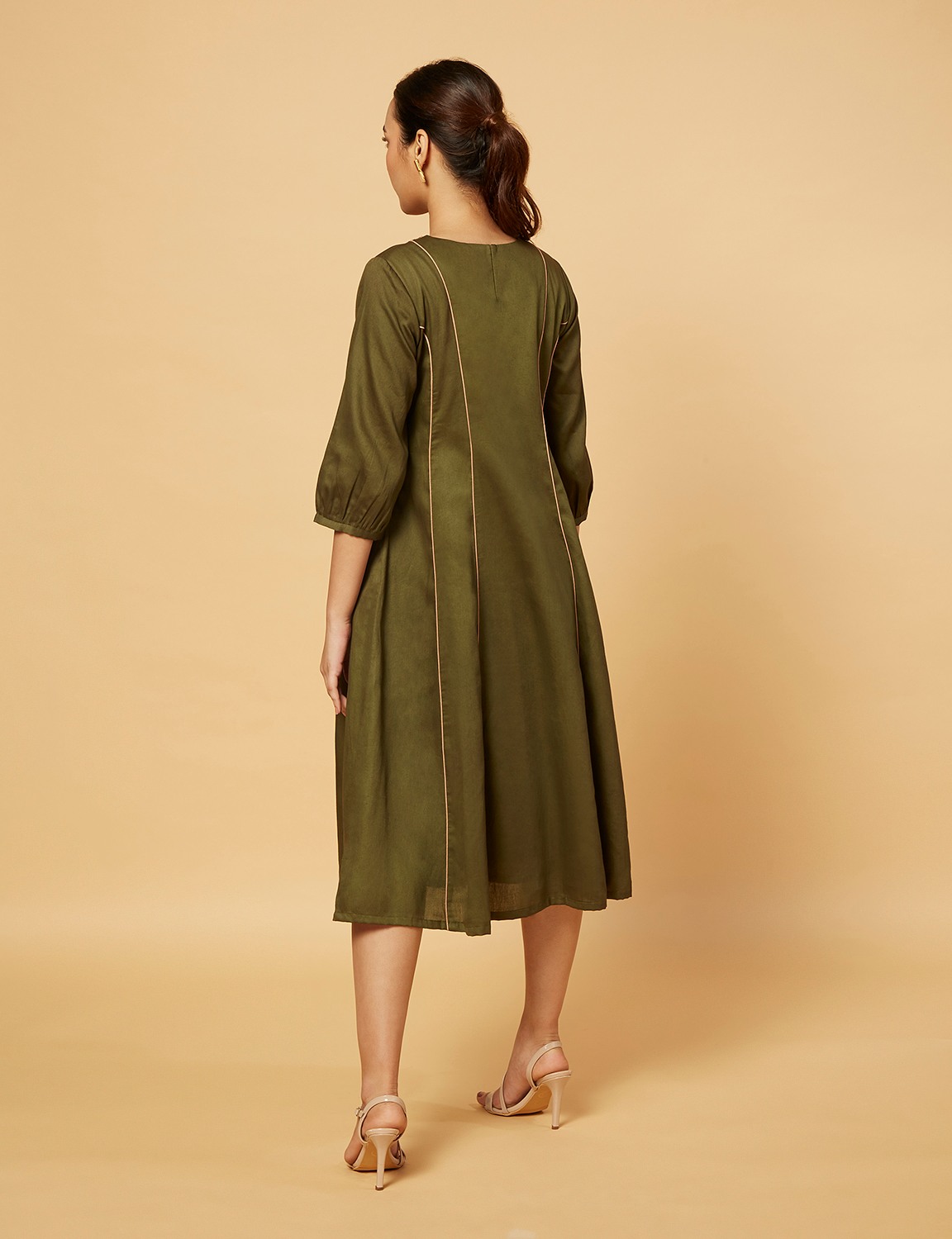 Panelled Dress with neck detail