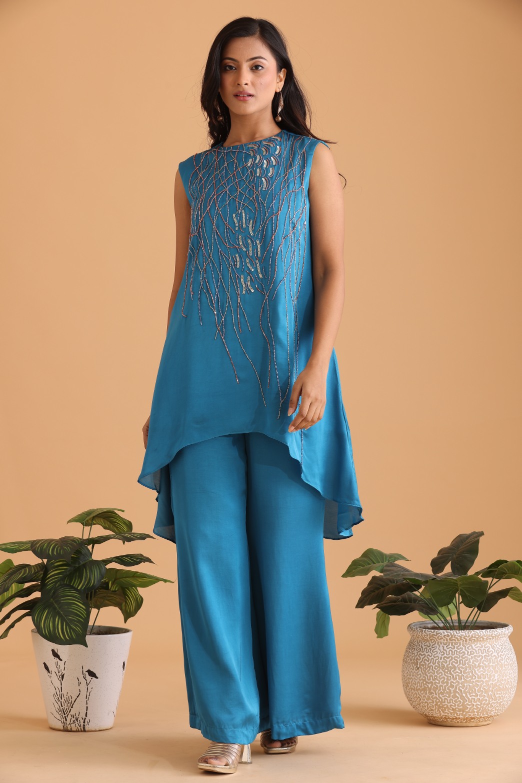High low embroidered kurta set