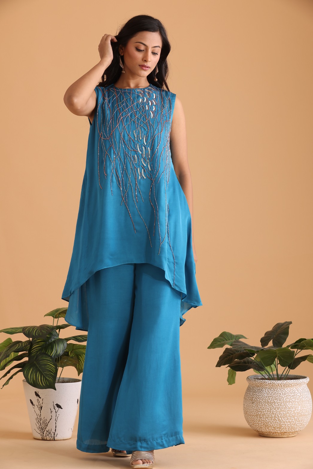 High low embroidered kurta set