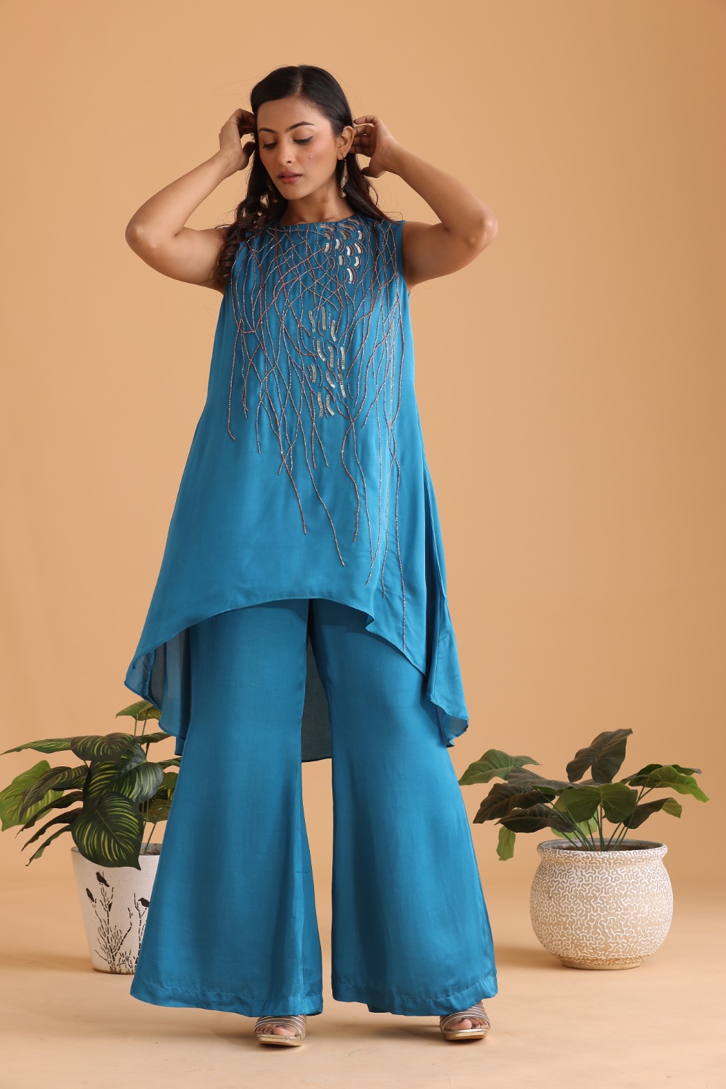 High low embroidered kurta set