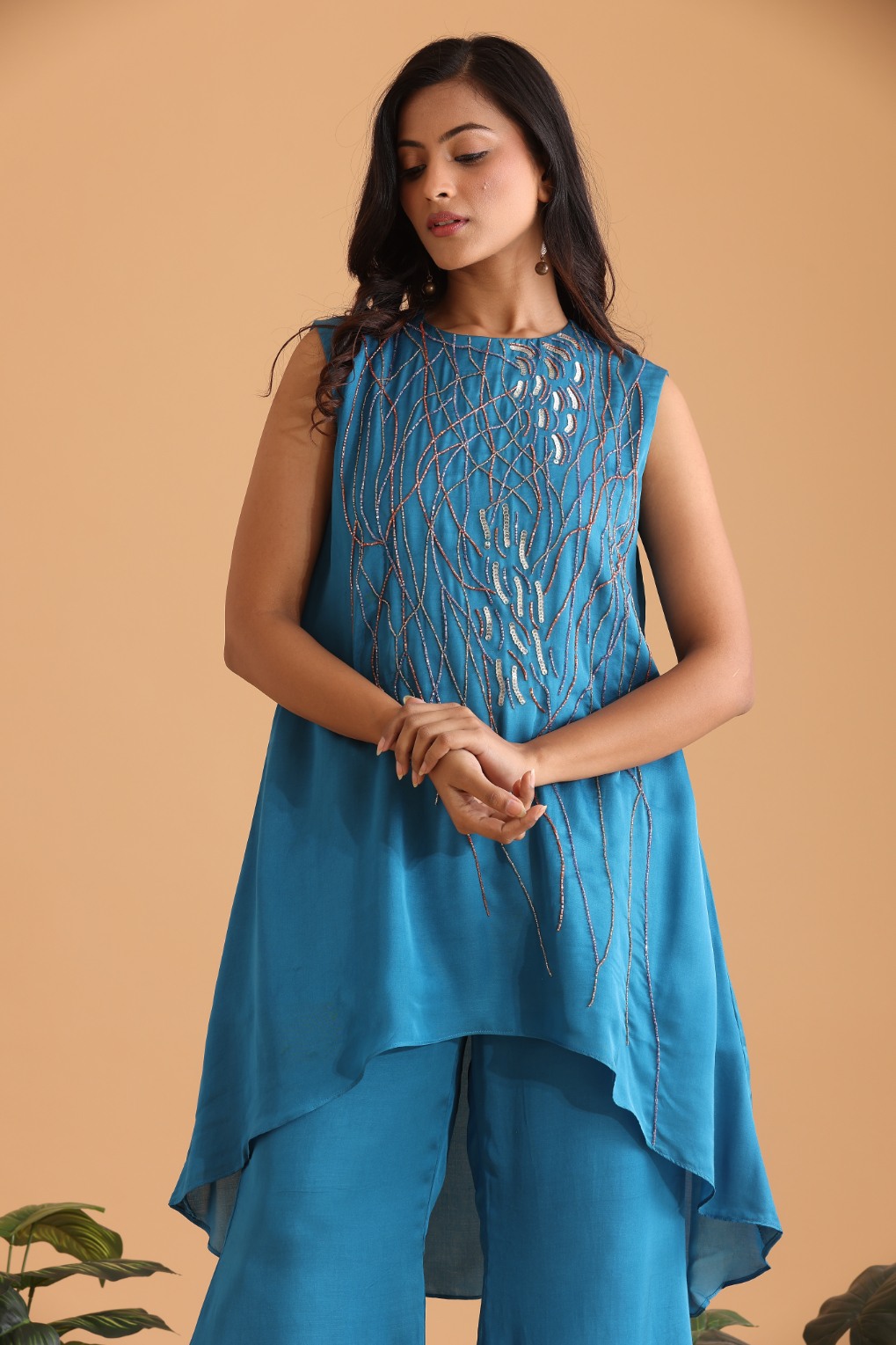 High low embroidered kurta set