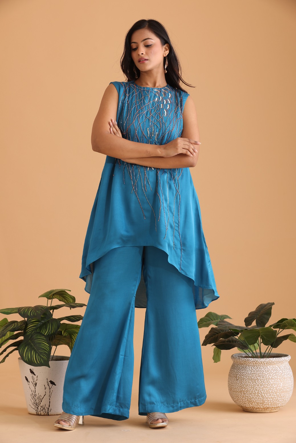 High low embroidered kurta set