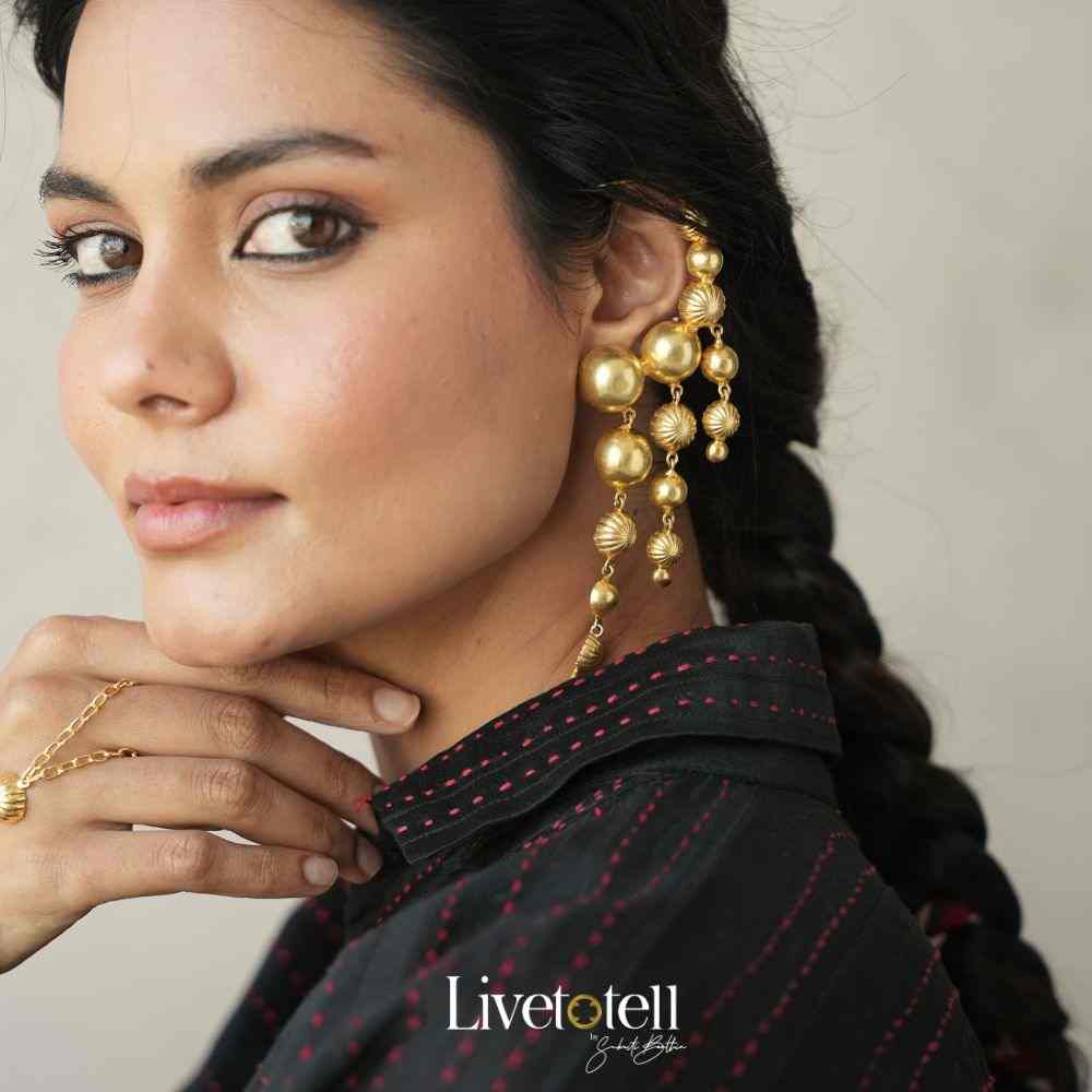 Bombshell Pataka Earcuffs