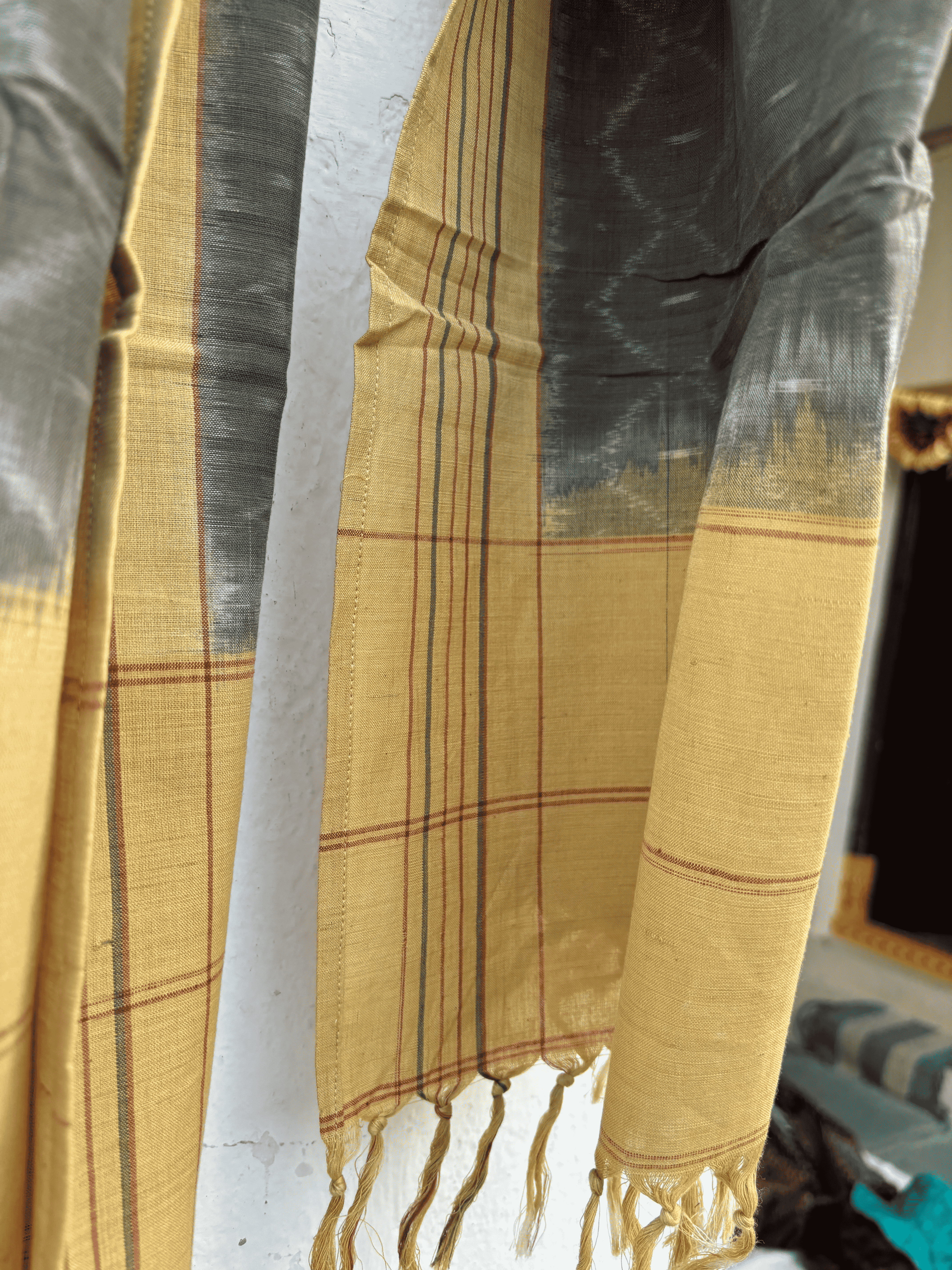 Natural Dyes Black Ikat Stole