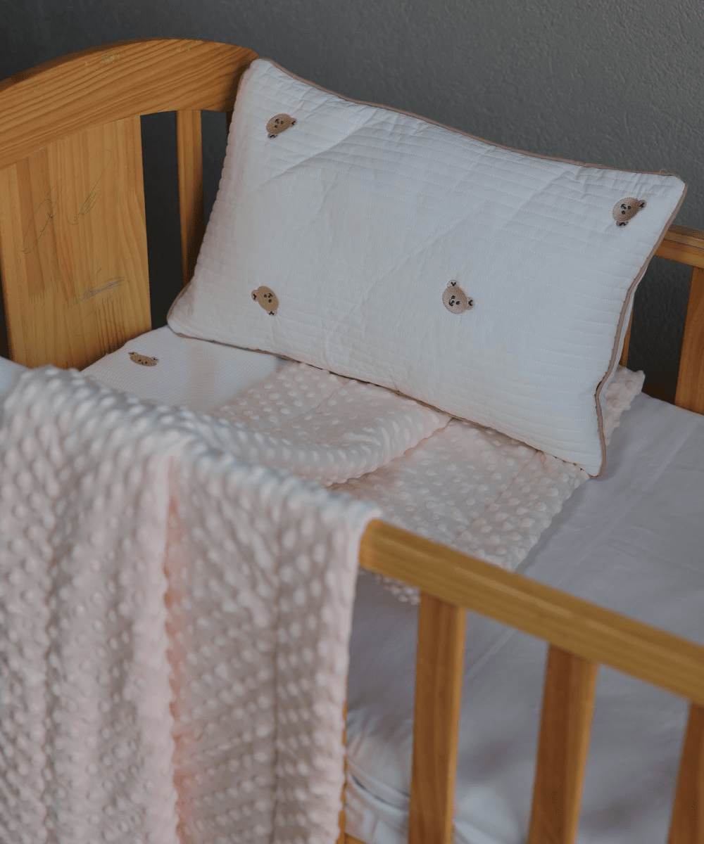 Snuggly Bear Blanket Set
