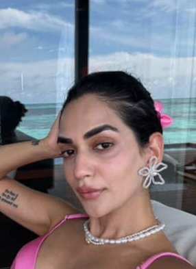 Double pearl Girl necklace