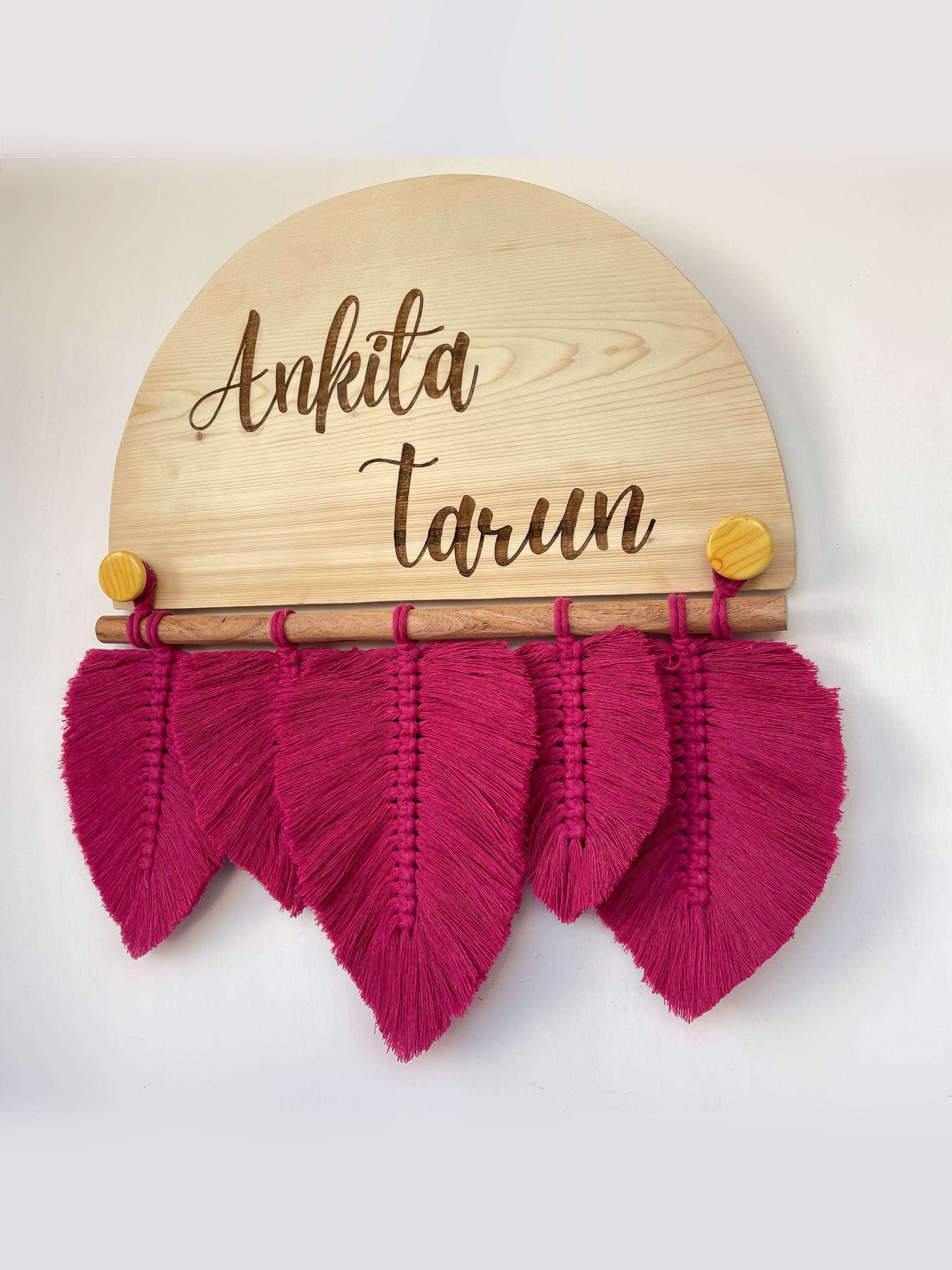 Macrame Leaf - Wooden Nameplate