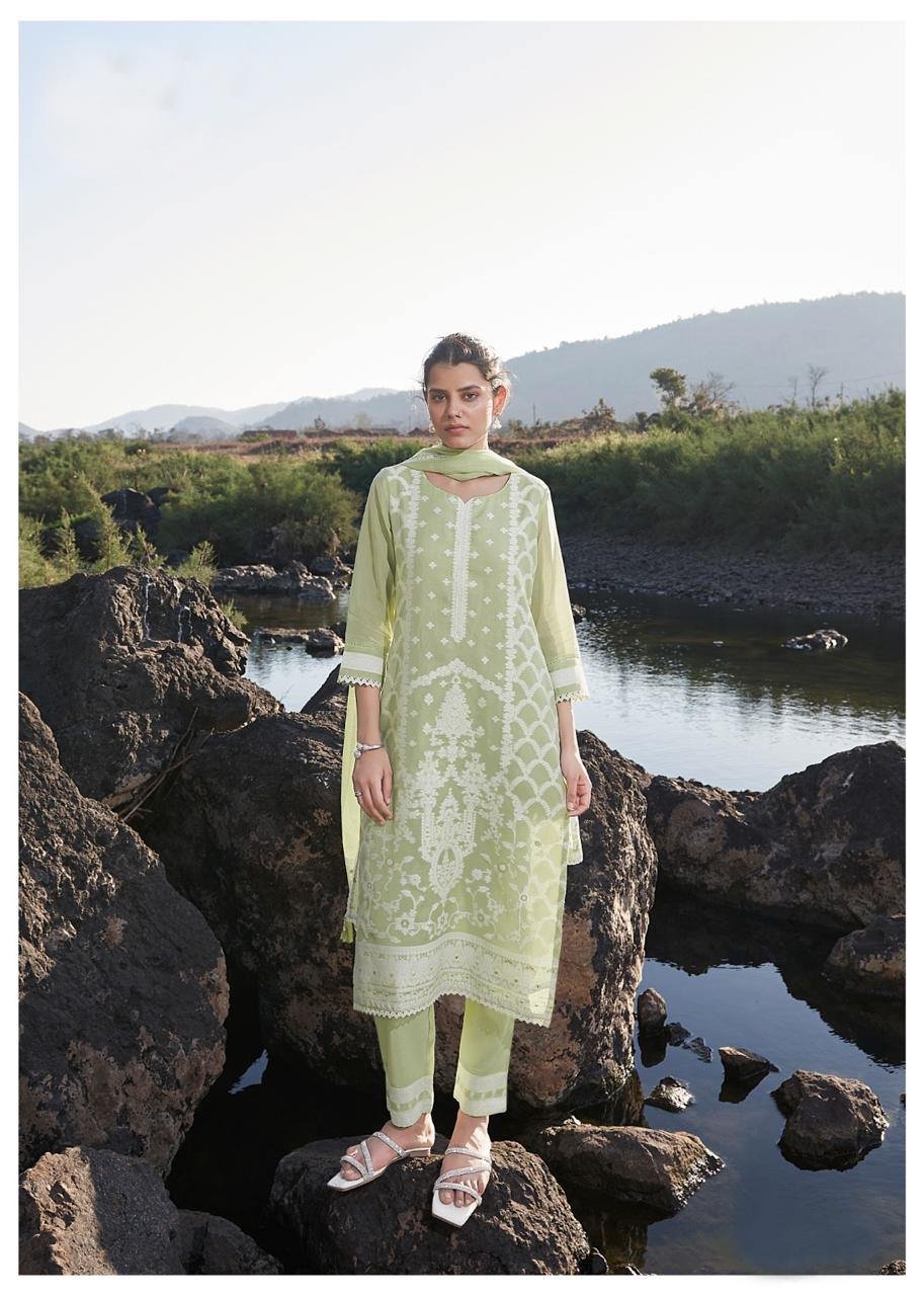 Albion Women Ethinic Four Buttons Green Kurti Set