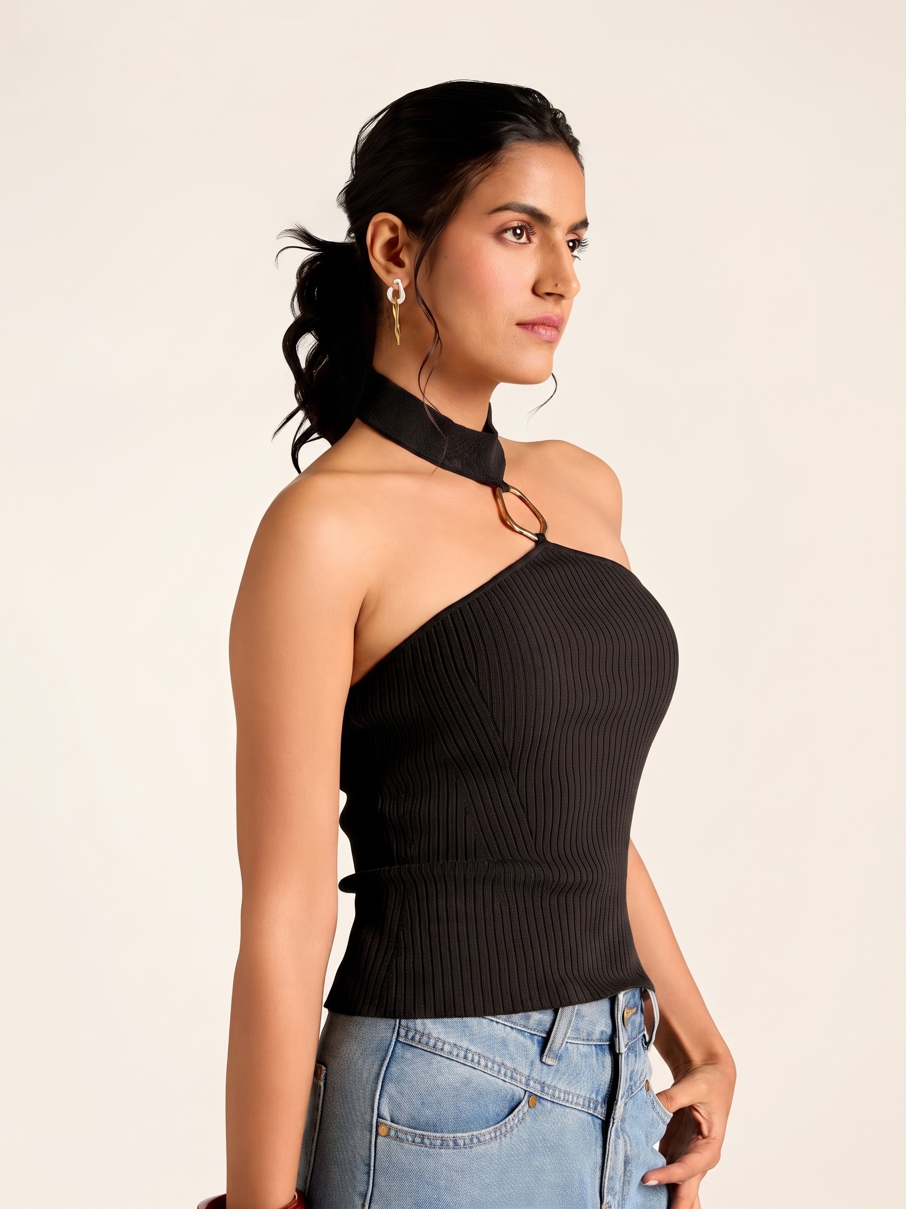 Black Chase Short Top