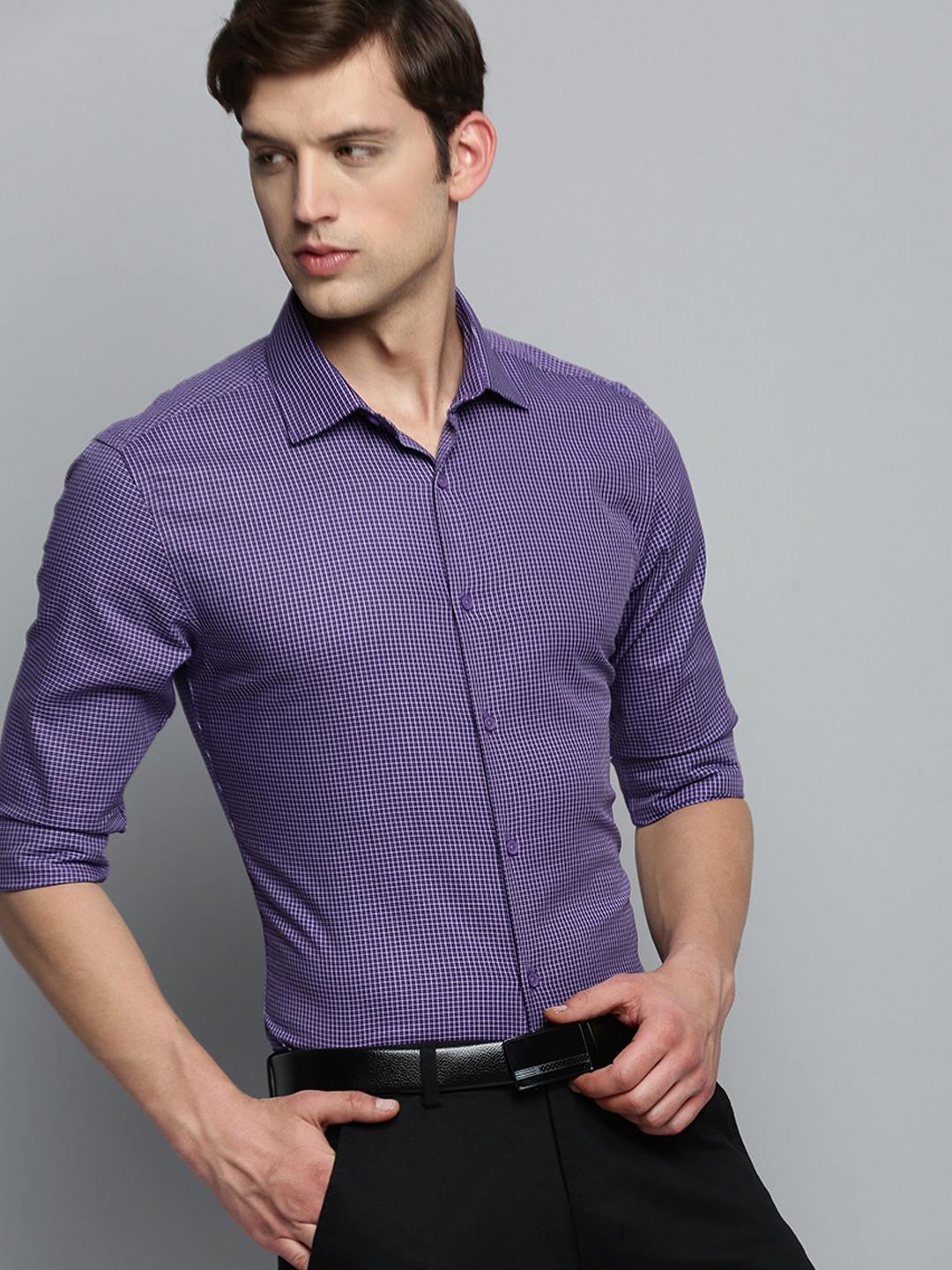 SHOWOFF Men's Spread Collar Checked Violet Classic Shirt