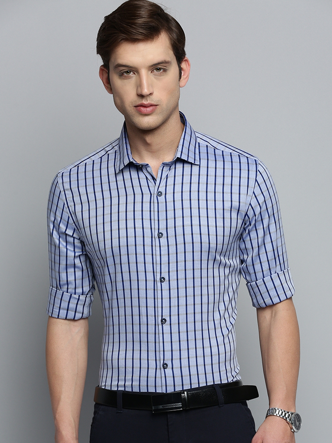 Showoff | SHOWOFF Men's Spread Collar Checked Blue Classic Shirt 1