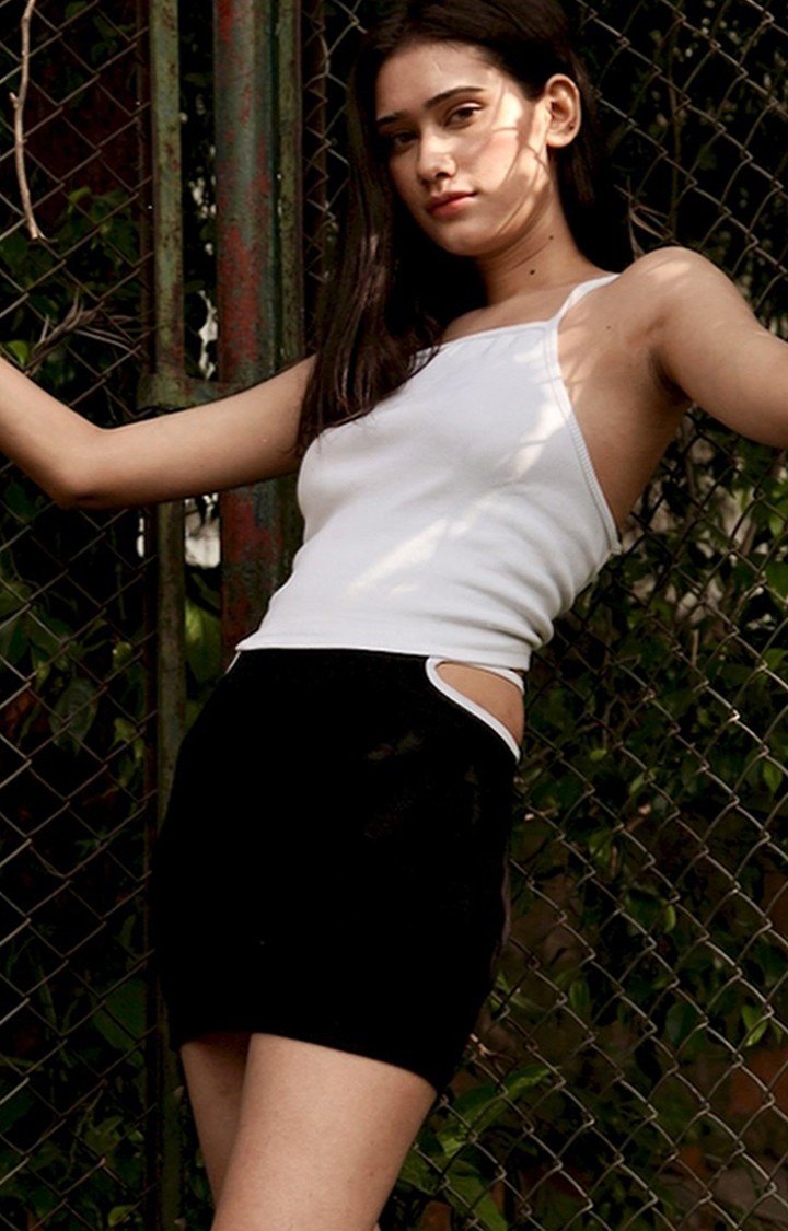 Women's Black Ribbed Knit Skirt