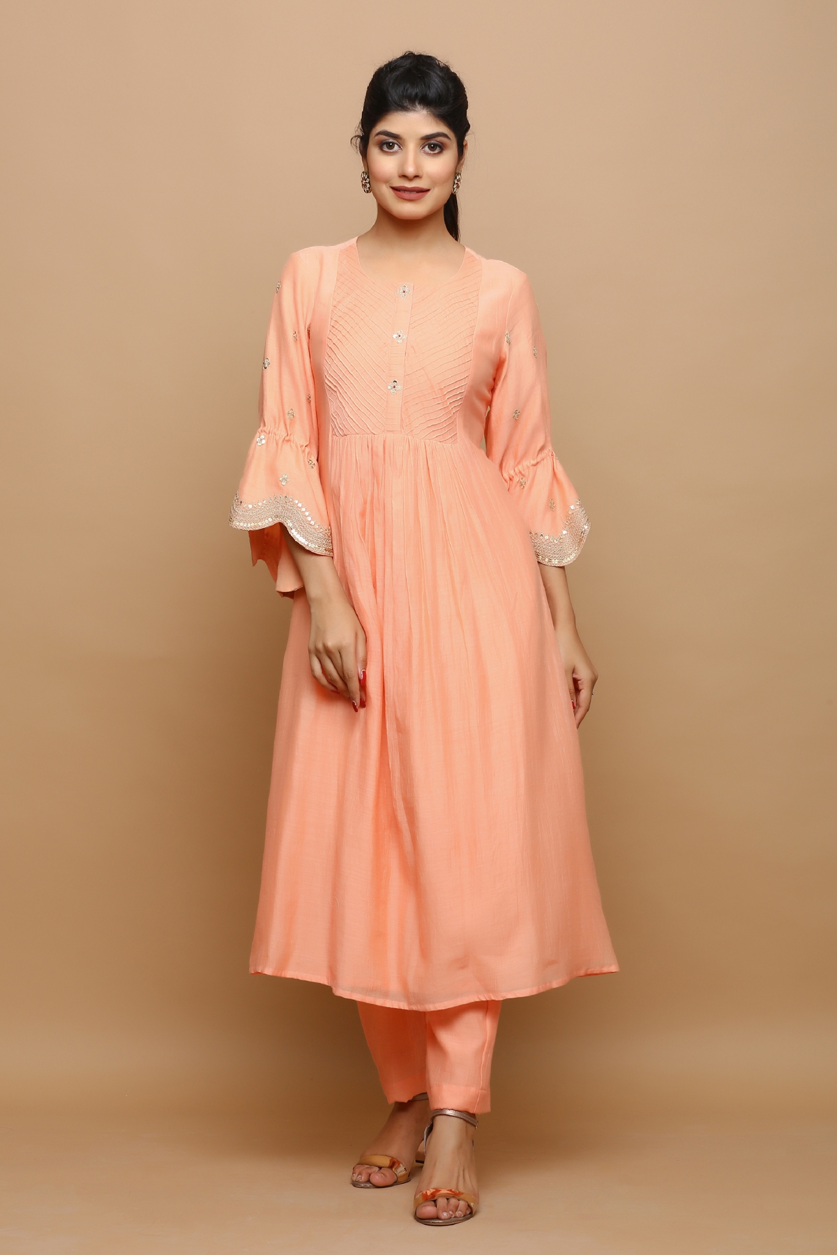 KAARAH BY KAAVYA | Peach plain chanderi with scallop sleeves undefined