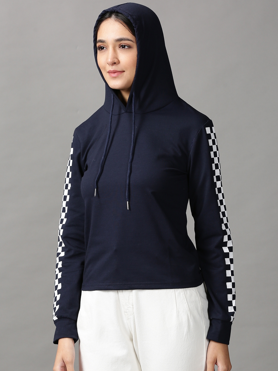 Showoff | SHOWOFF Women Navy Blue Solid Hooded Full Sleeves Pullover Sweatshirt 2