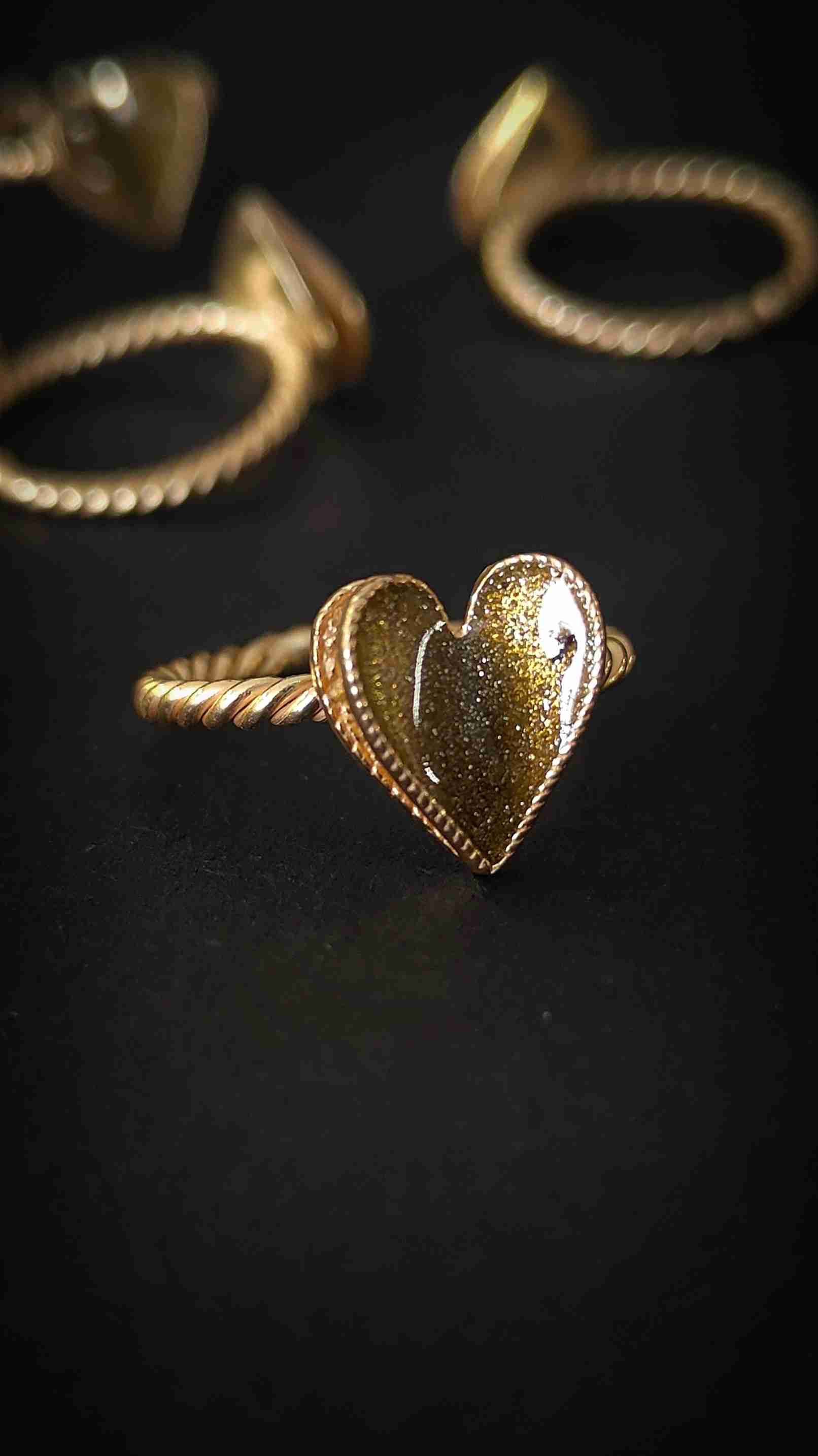 BeDecked Gold Heart Ring