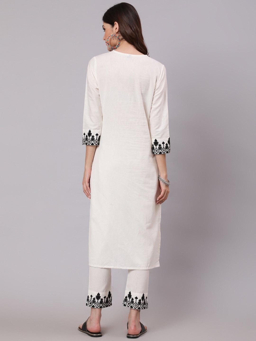 ANTARAN | Aari Embroiderry Off White Kurta Pant Set 1