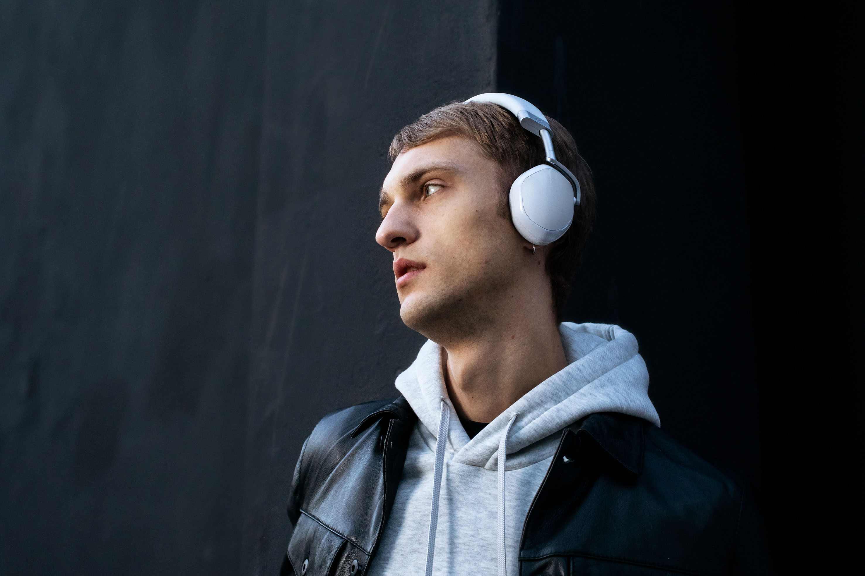V-Moda S-80 On-Ear Wireless Bluetooth Headphones & Speaker System, White 7