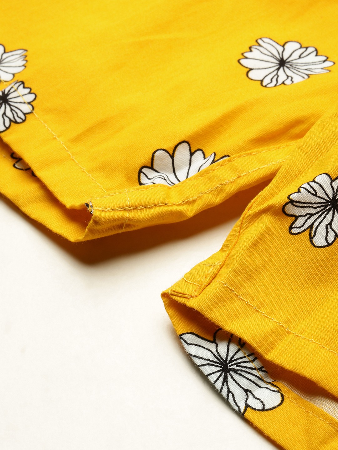 SHOWOFF Men's Printed Yellow Slim fit Boxer
