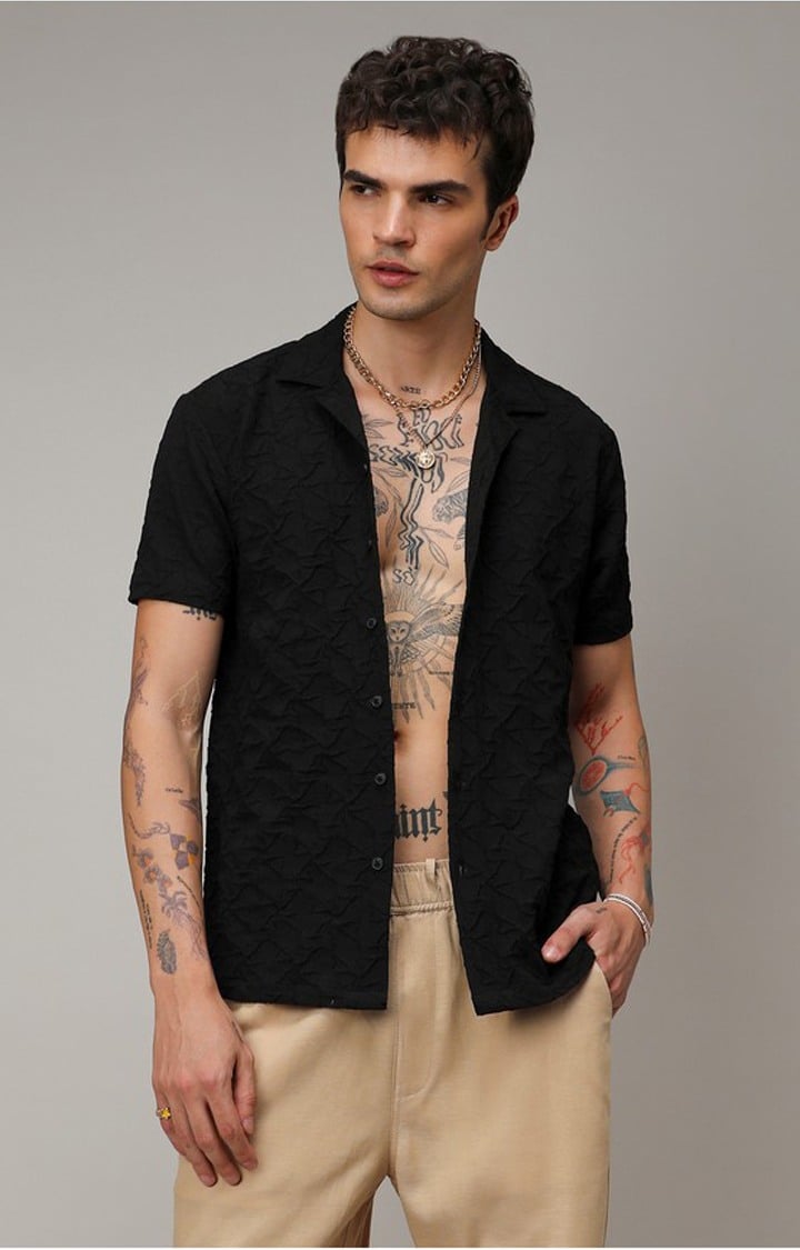 Men's Black Solid Casual Shirts