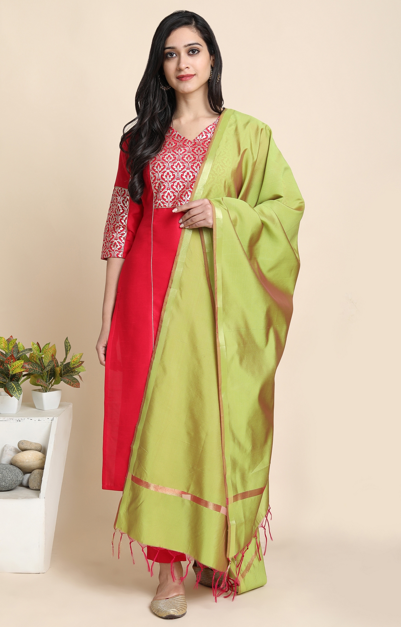 Janasya | Pink Floral Ethnic Suit Sets 0