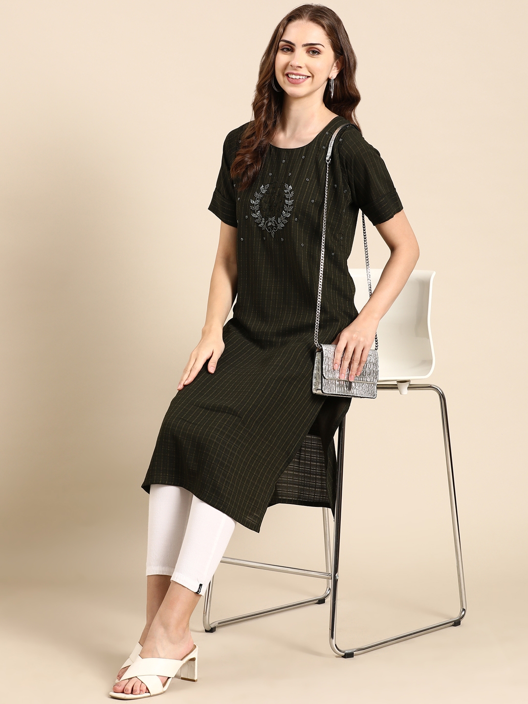Showoff | SHOWOFF Women's Scoop Neck Woven Design Olive Straight Kurta 6