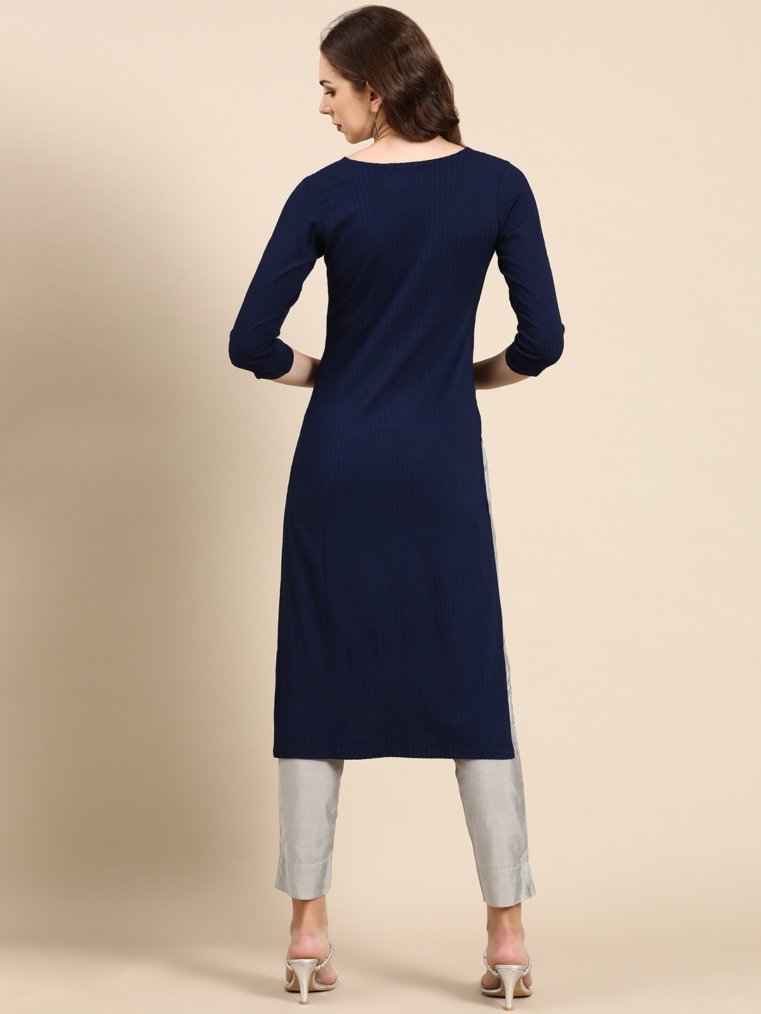 SHOWOFF Women's Round Neck Woven Design Navy Blue Straight Kurta