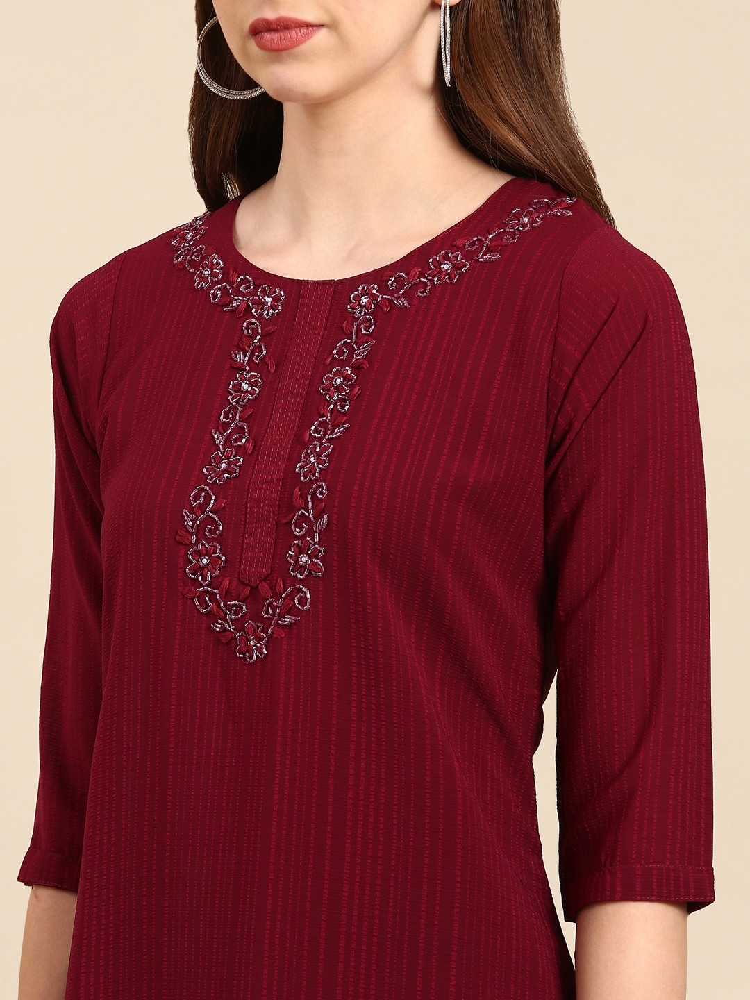 SHOWOFF Women's Round Neck Woven Design Violet Straight Kurta