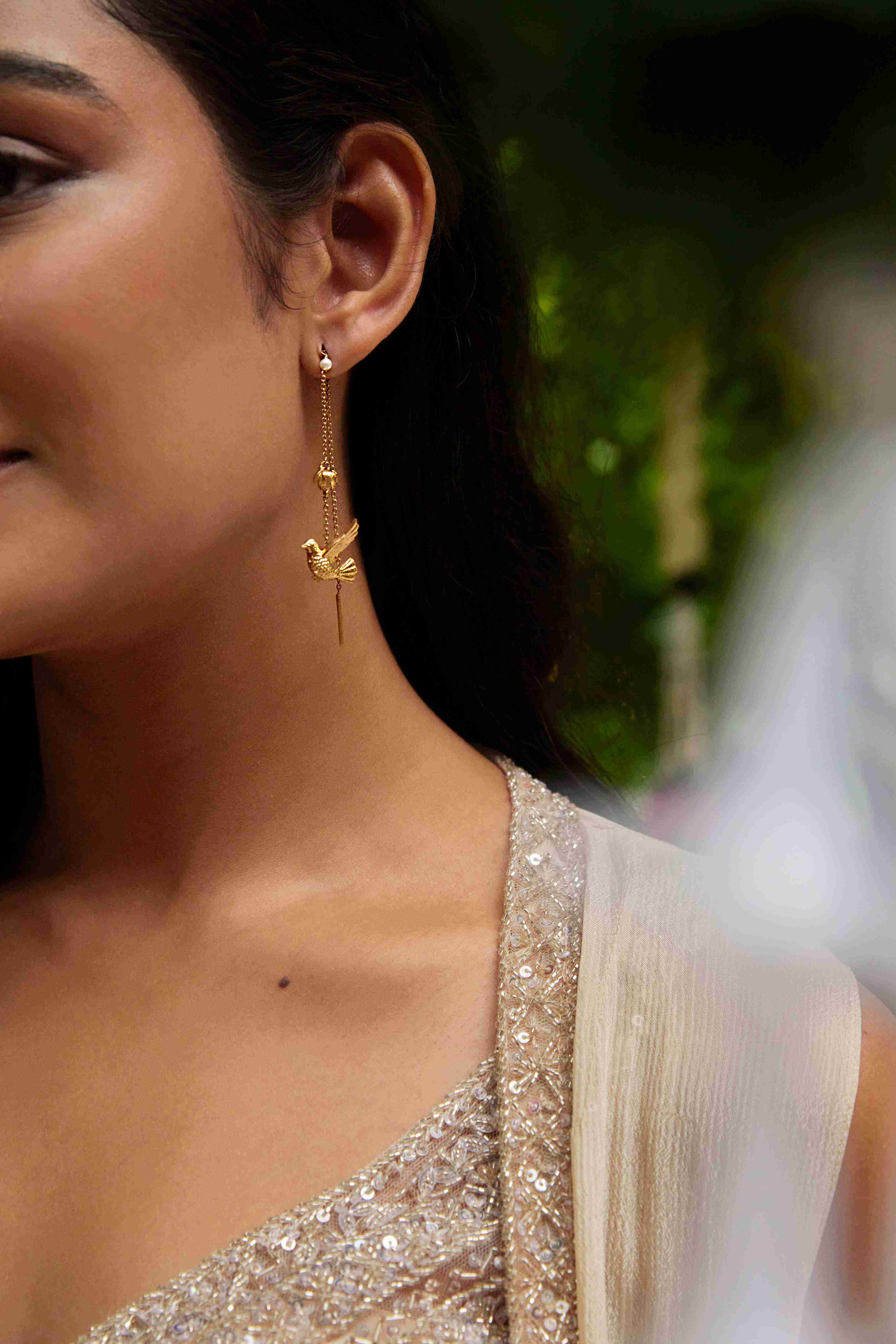 Udatee Chidiya Sui Dhaga Earrings