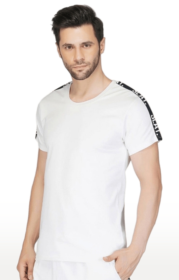 Men's White Solid Polyester Regular T-Shirts