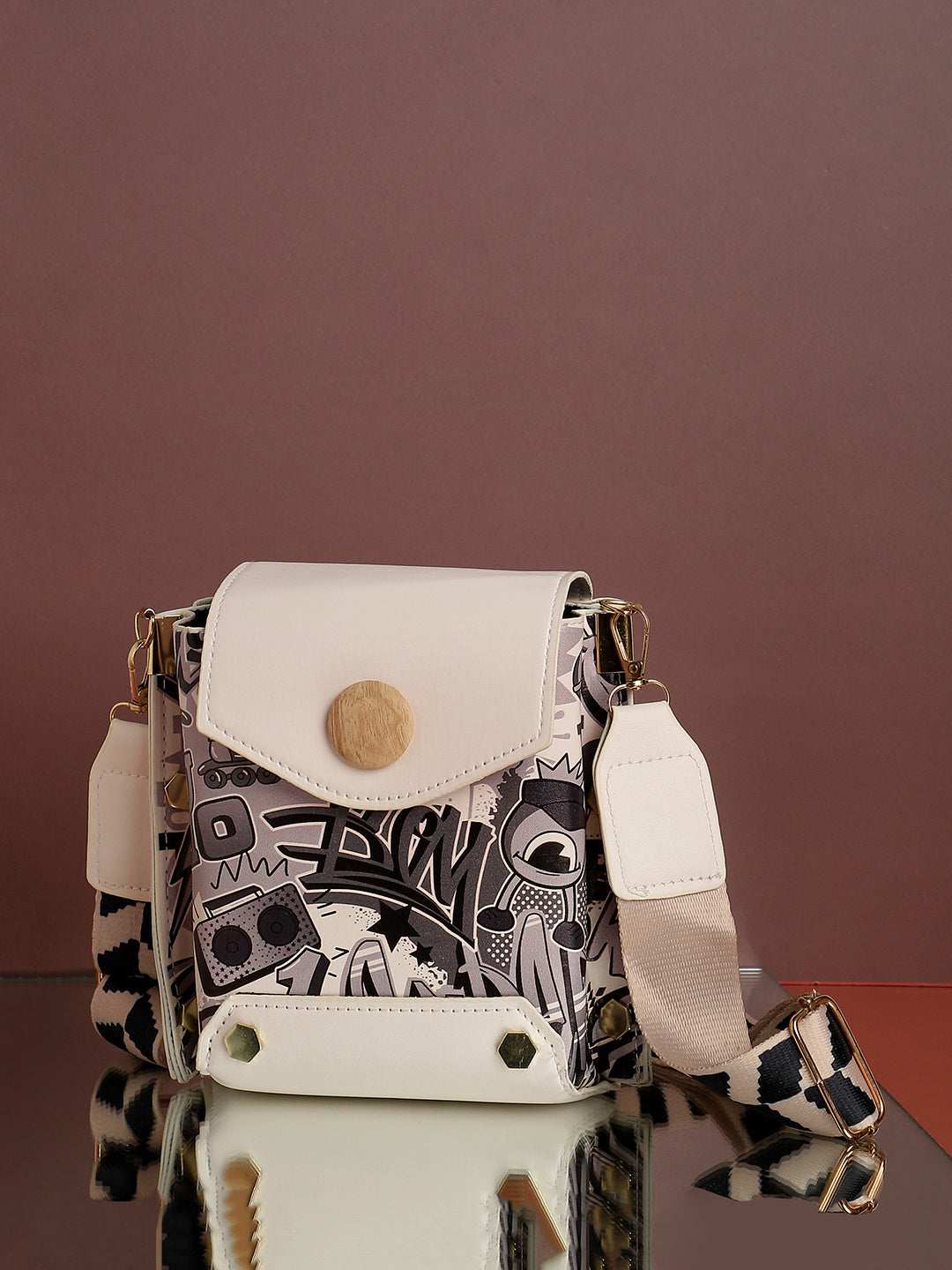 Women's White Handbag