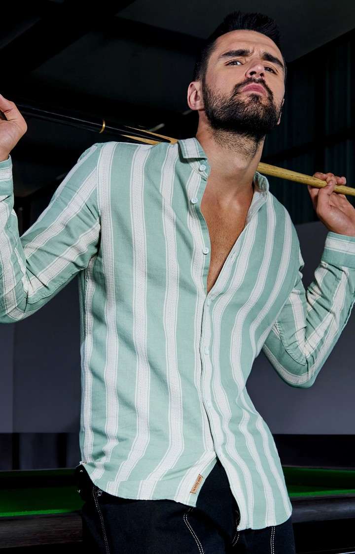 Men's Blue Striped Casual Shirts