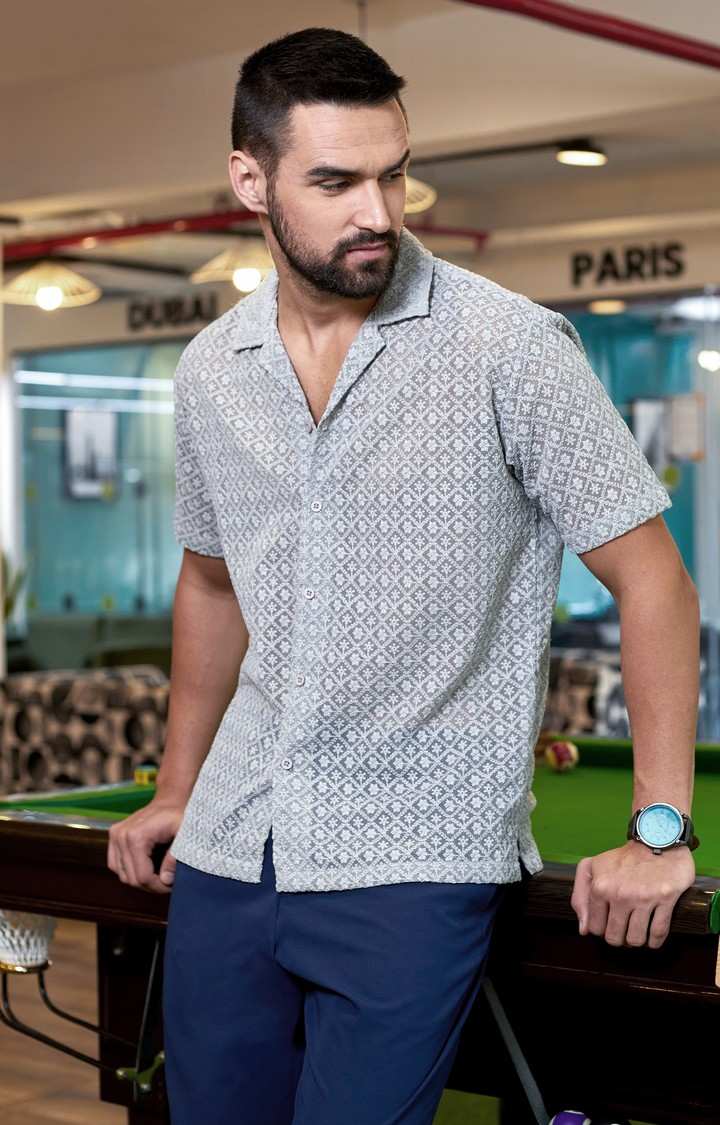 Men's Grey Solid Casual Shirts