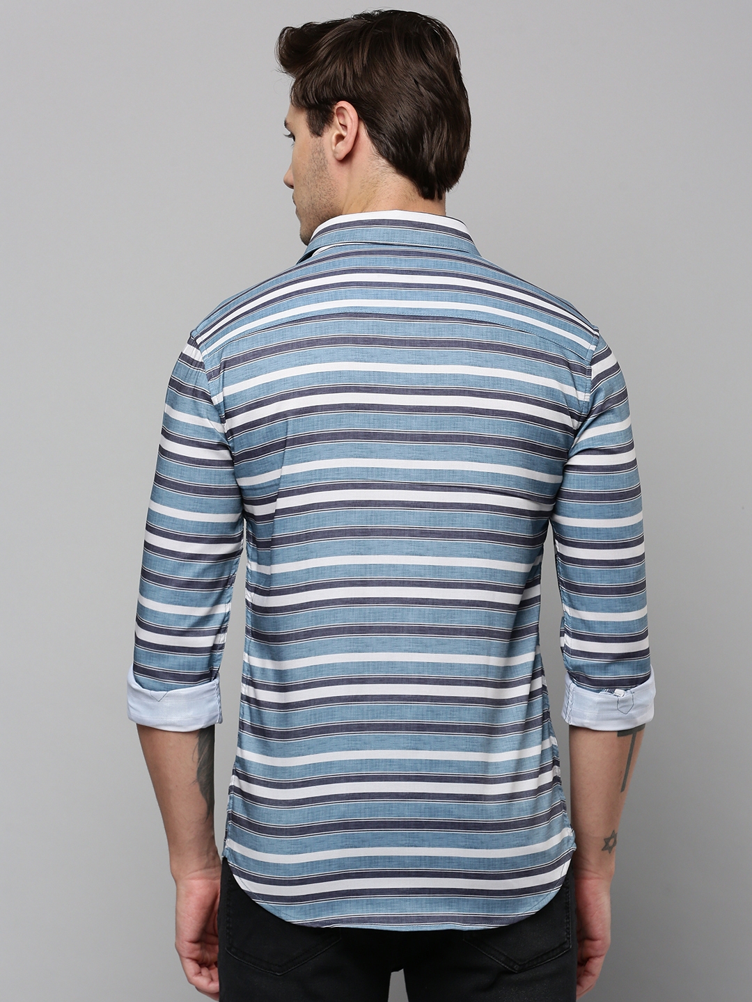 Showoff | SHOWOFF Men's Spread Collar Long Sleeves Striped Blue Shirt 3