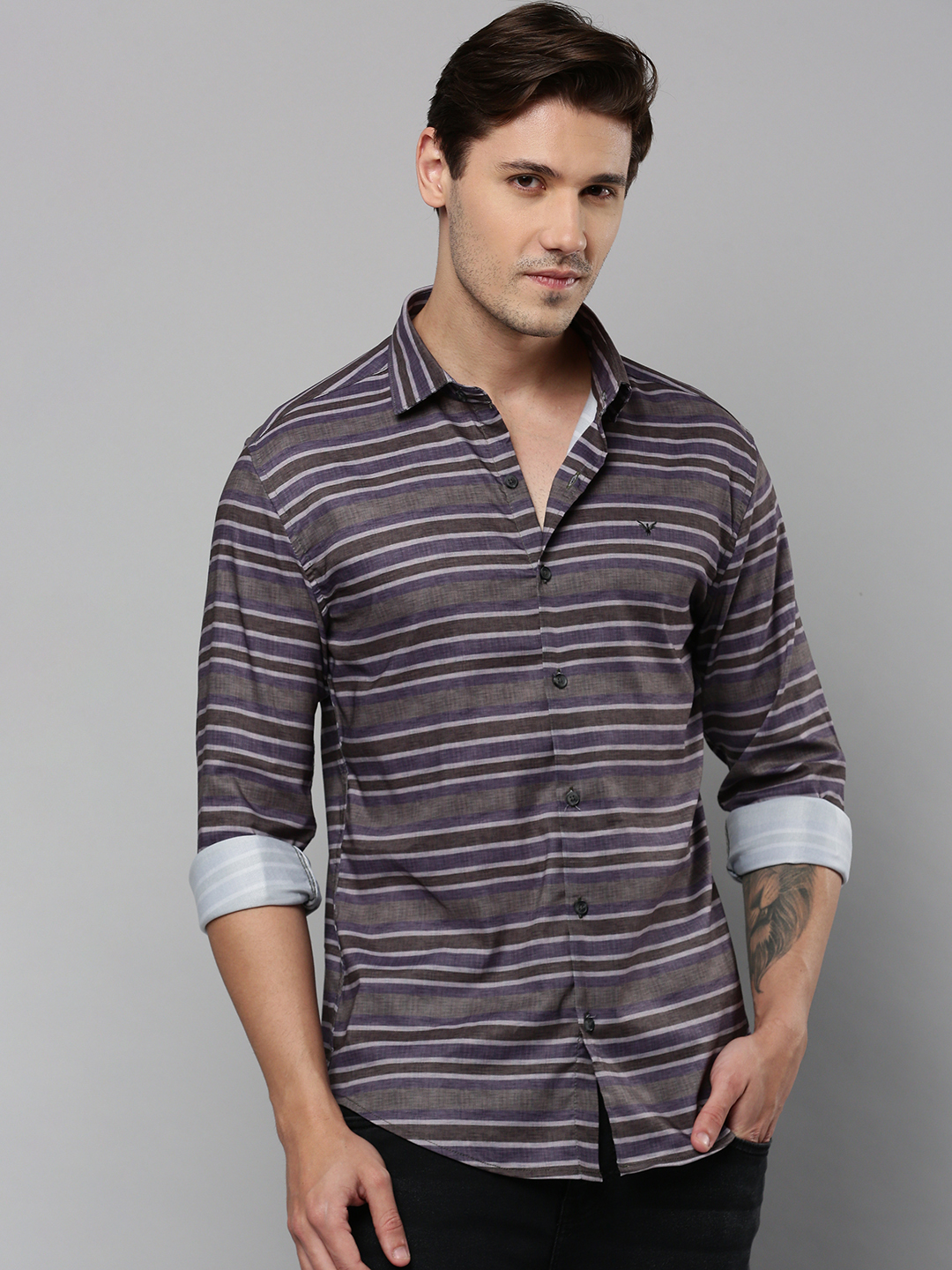 SHOWOFF Men's Spread Collar Long Sleeves Striped Grey Shirt