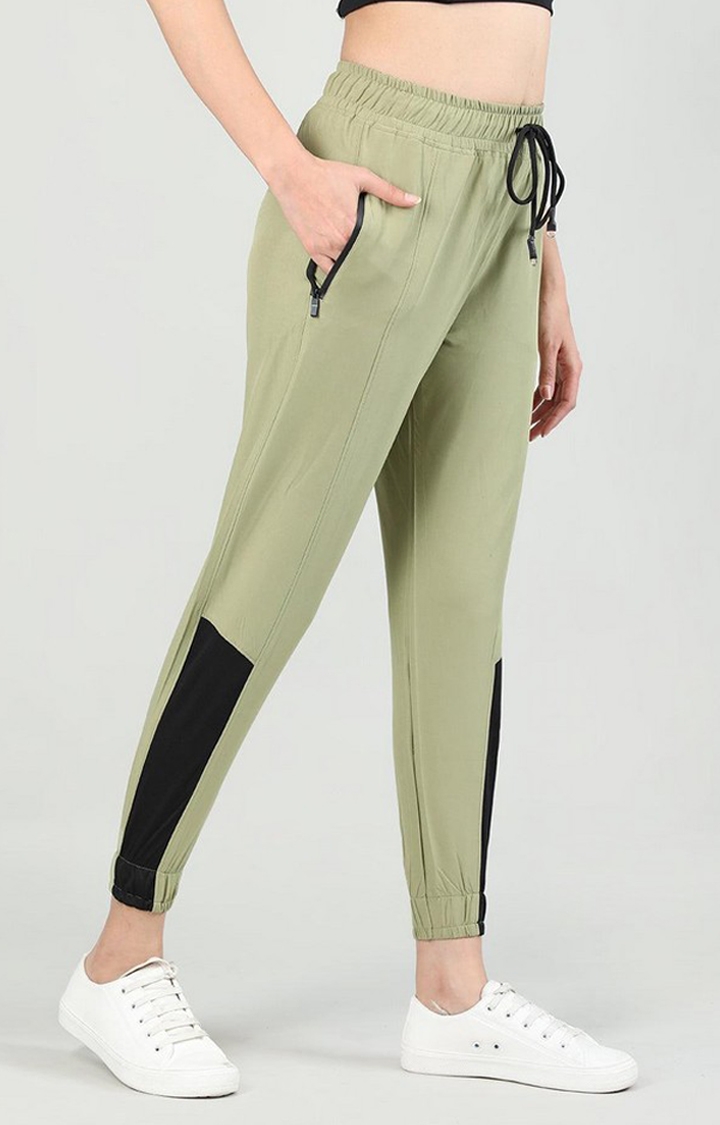 Women's Green Solid Nylon Activewear Jogger - CHKOKKO