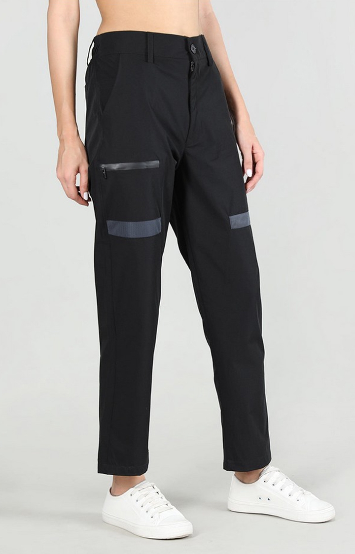 Fashionable Black Cargo Pants For Women