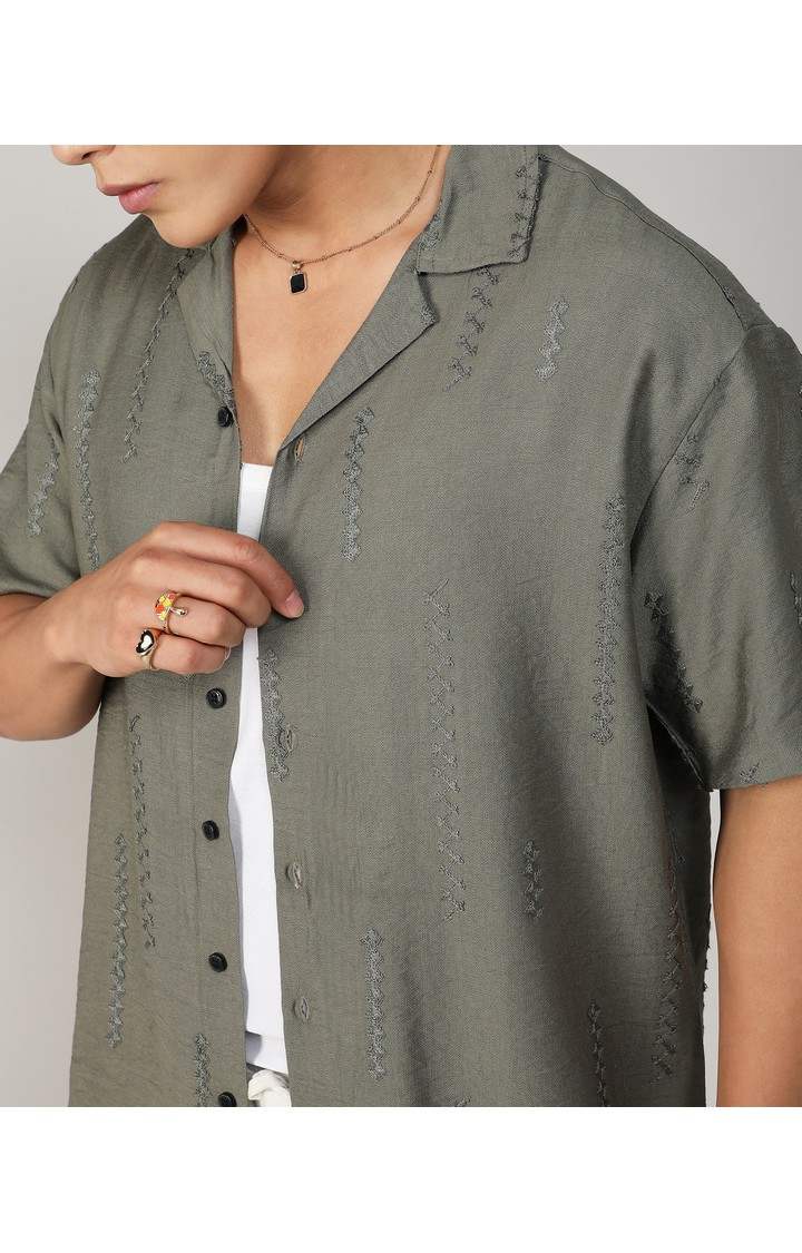 Men's Green Embroidered Casual Shirts