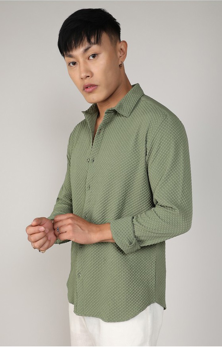 Men's Green Solid Casual Shirts