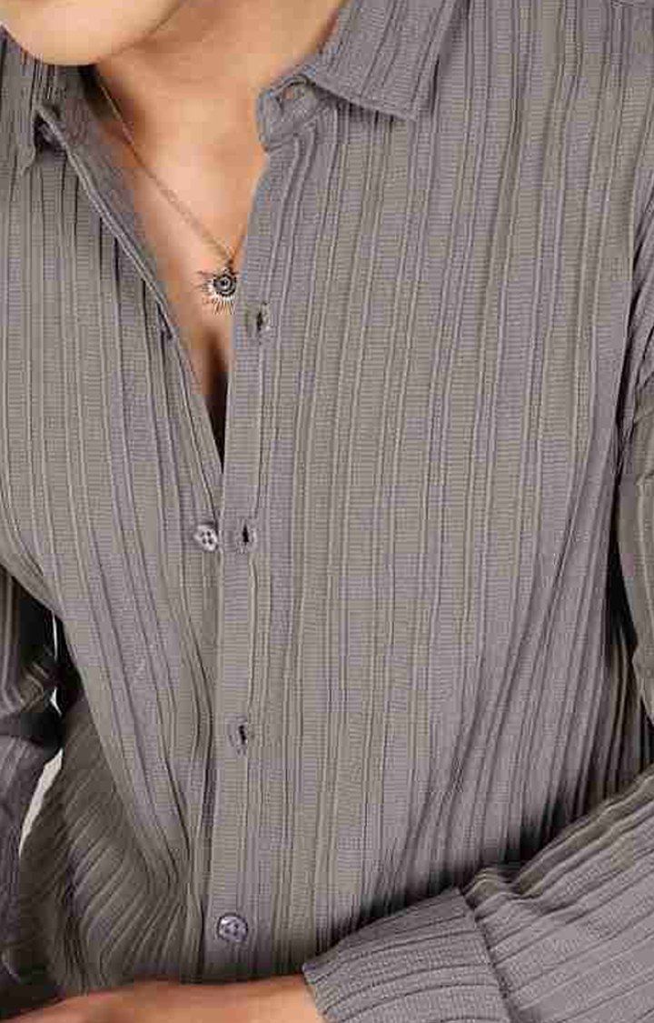 Men's Grey Solid Casual Shirts