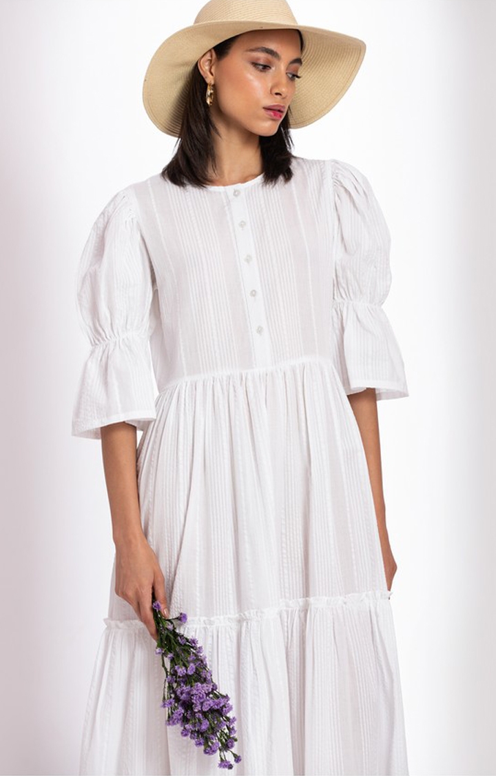 Women's White Cotton Solid Tiered Dress