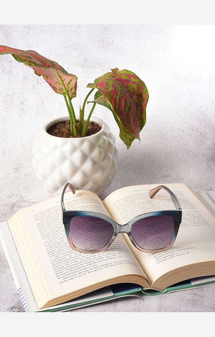 Haute Sauce By Campus Sutra Women Black Lens & Blue Cateye Sunglasses With Polarised Lens