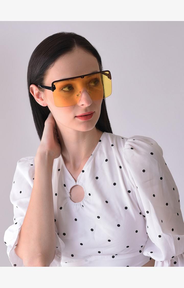 Haute Sauce By Campus Sutra Women Yellow Lens & Black Oversized Sunglasses Ss22_Hssg1194