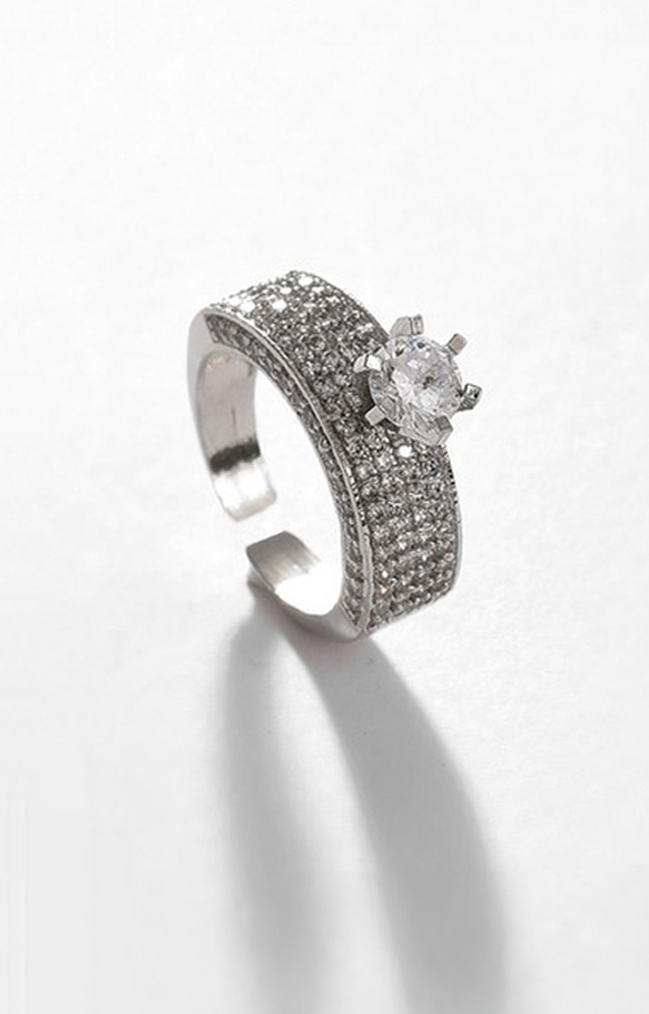 SOHI Silver-Plated Oxidised Finger Ring