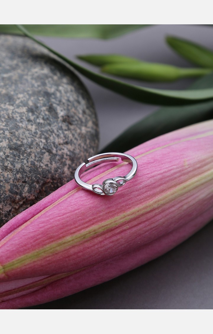 SOHI Silver-Plated White Stone Studded Finger Ring