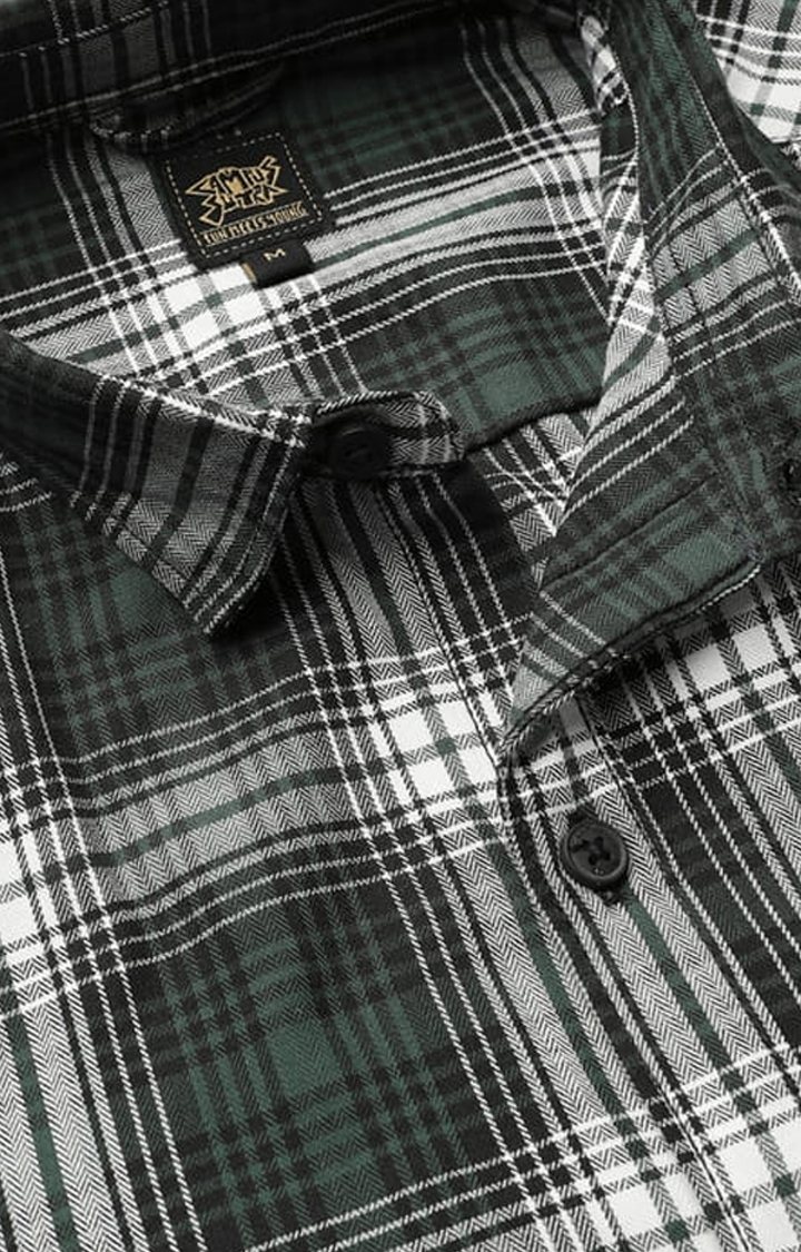 Men's Green Checked Casual Shirts